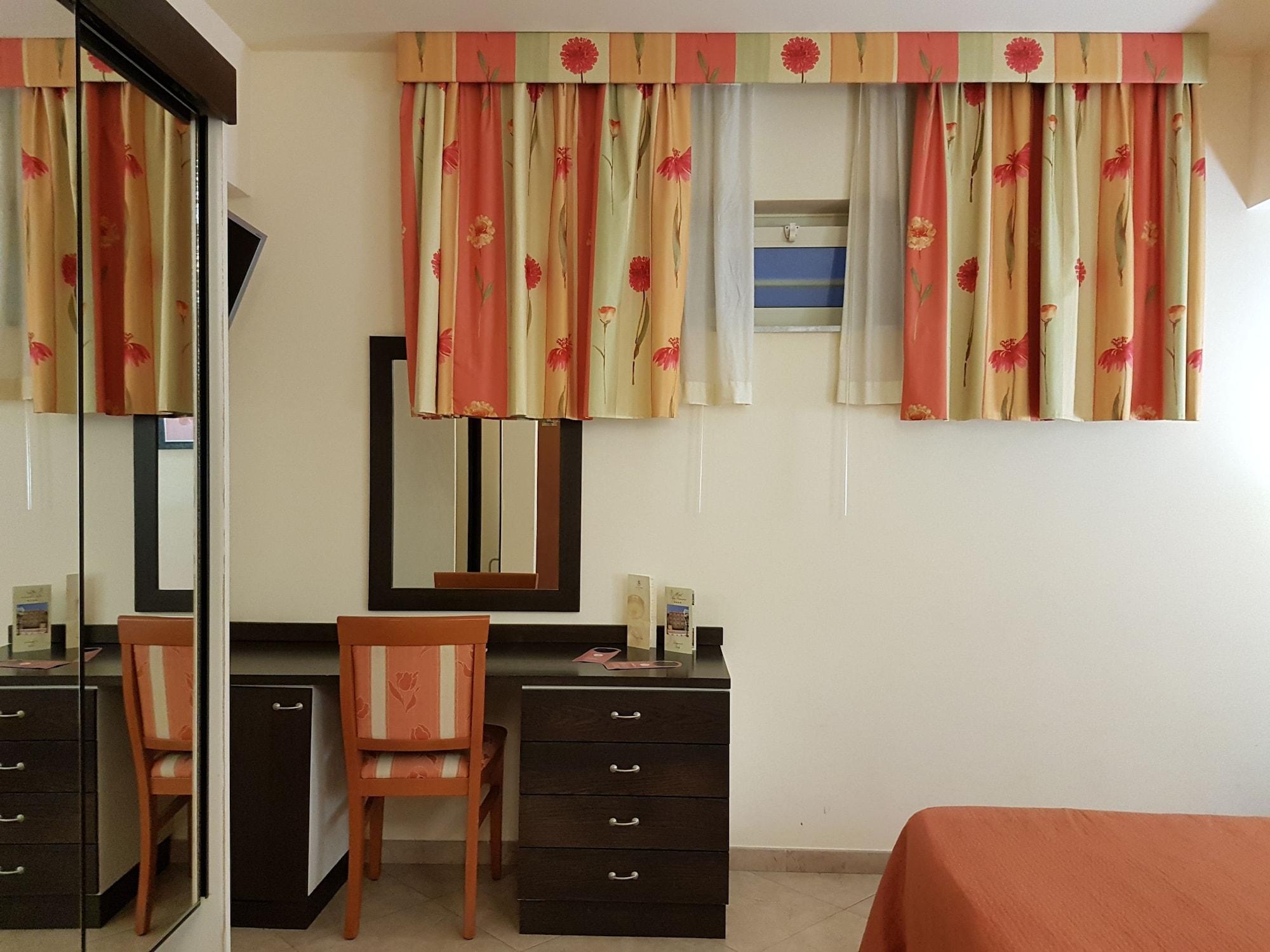 Hotel Orizzonte Letojanni Dış mekan fotoğraf