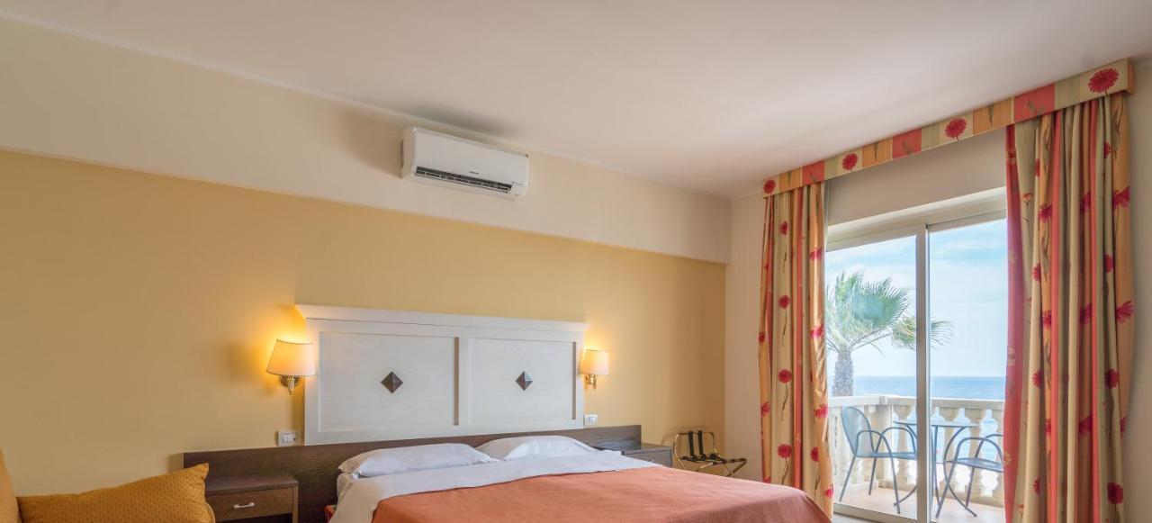 Hotel Orizzonte Letojanni Dış mekan fotoğraf