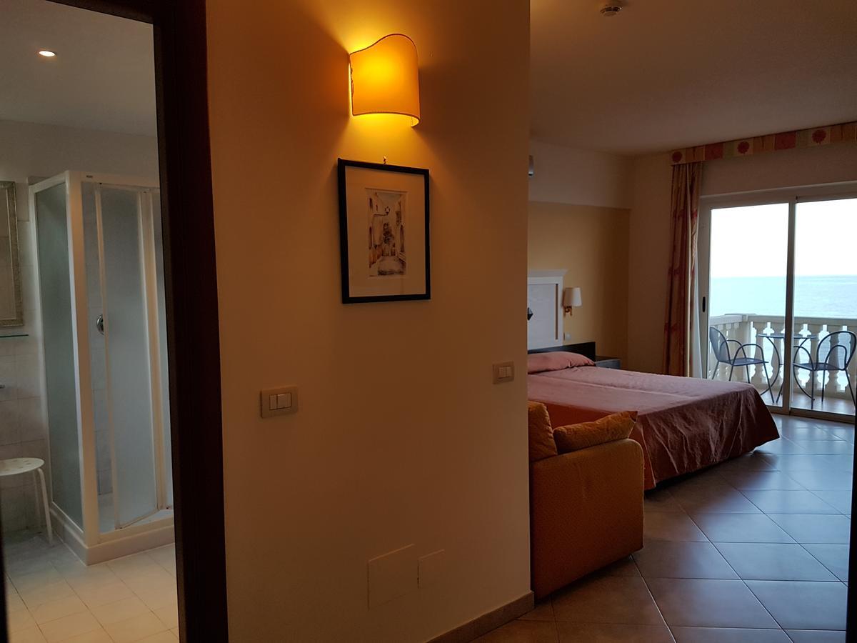Hotel Orizzonte Letojanni Dış mekan fotoğraf