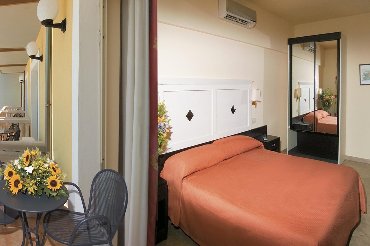 Hotel Orizzonte Letojanni Dış mekan fotoğraf